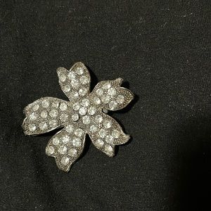 Brooch with black with stones